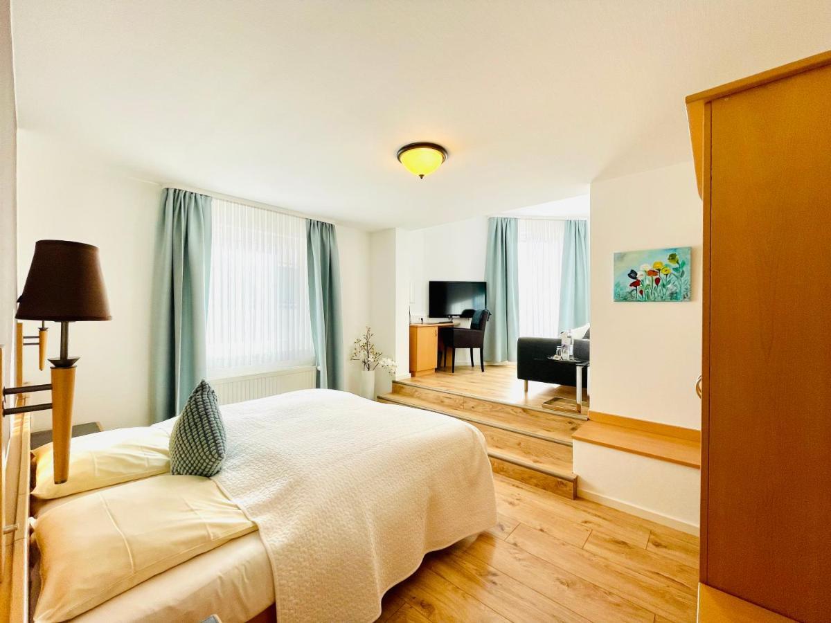 Hotel Saarburger Hof Екстериор снимка