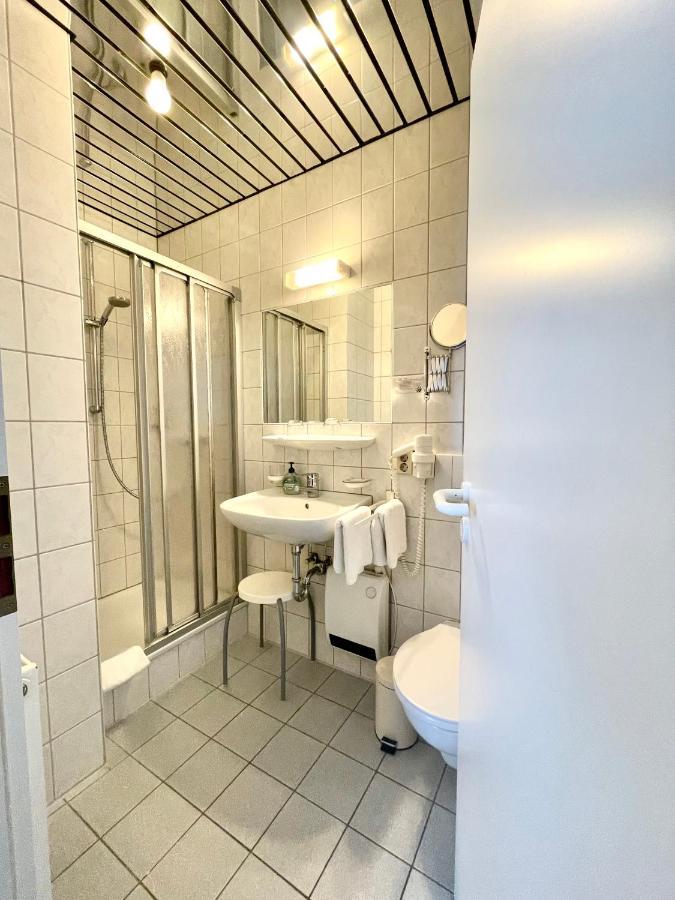 Hotel Saarburger Hof Екстериор снимка
