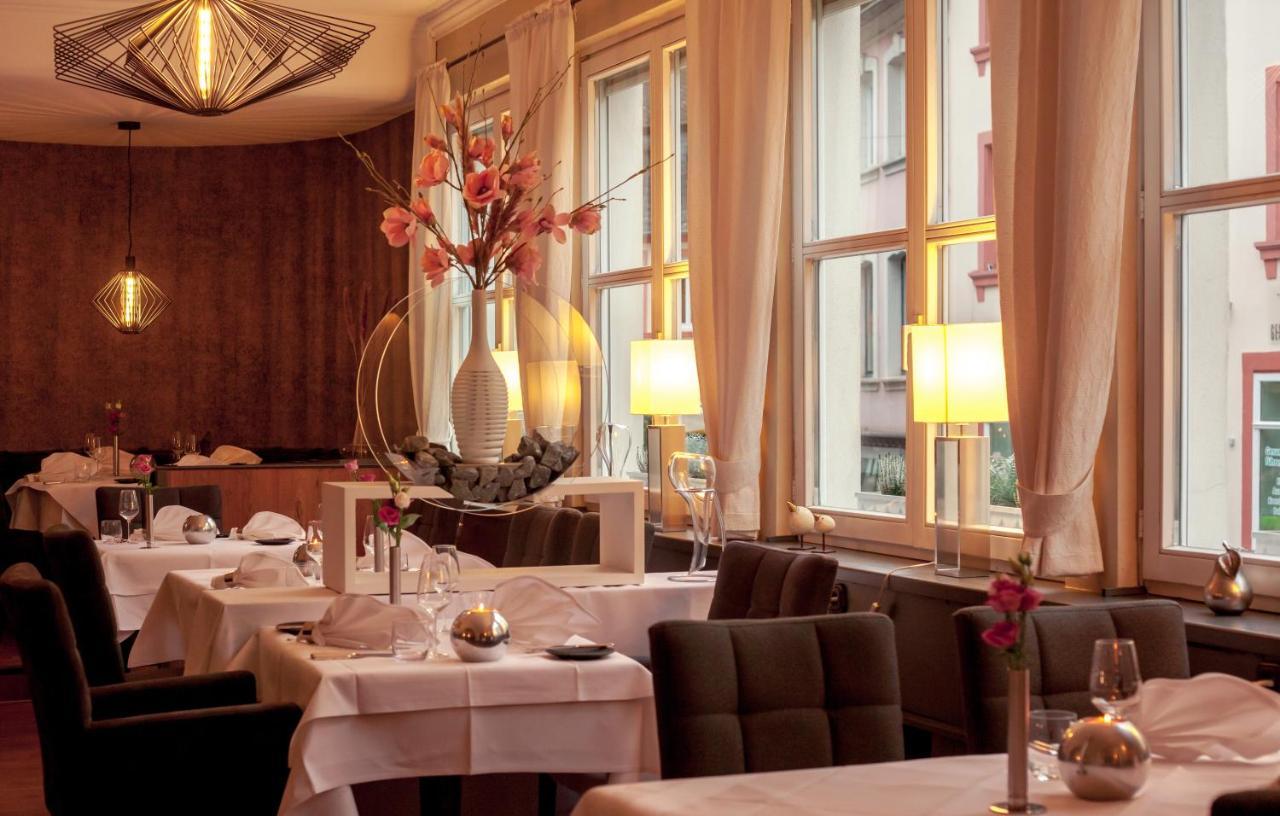 Hotel Saarburger Hof Екстериор снимка